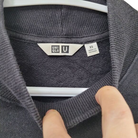 2/$20 Uniqlo Plain Black Crewneck Sweatshirt Top Size: XS - Picture 4 of 7
